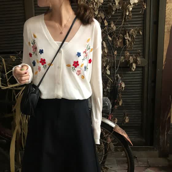v neck knitwear ladies
