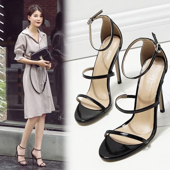 narrow womens shoes online