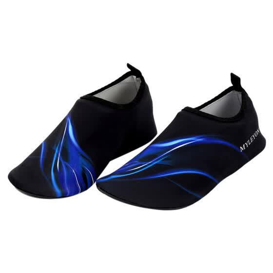 best swimming pool shoes