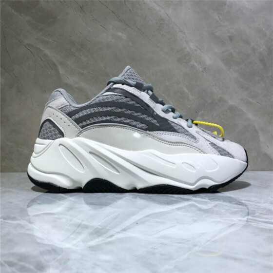sports shoes under 700,OFF 77%,nalan.com.sg