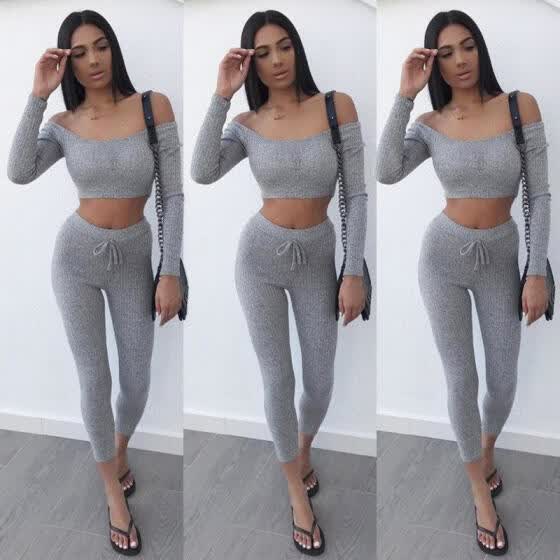 womens joggers and sweatshirt