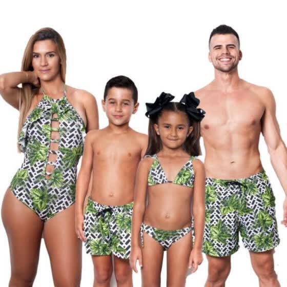 matching swimwear mom and daughter