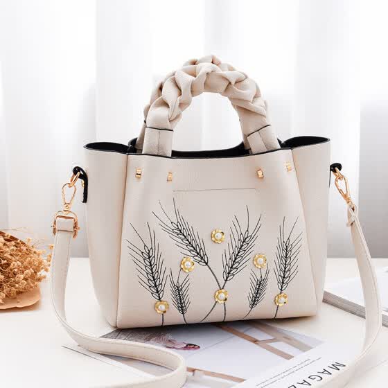 Shop Women S Bag 2019 Spring And Summer New Bag European And American Big Bag Fashion Wild Women S Bag Messenger Bag Online From Best Crossbody Bags On Jd Com Global Site Joybuy Com