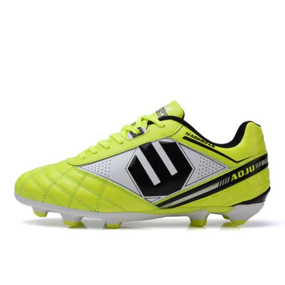 best artificial grass soccer cleats