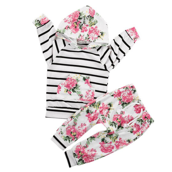 A Casual Clothing Set with 5pcs Allowing You to Create Many Different Outfits W