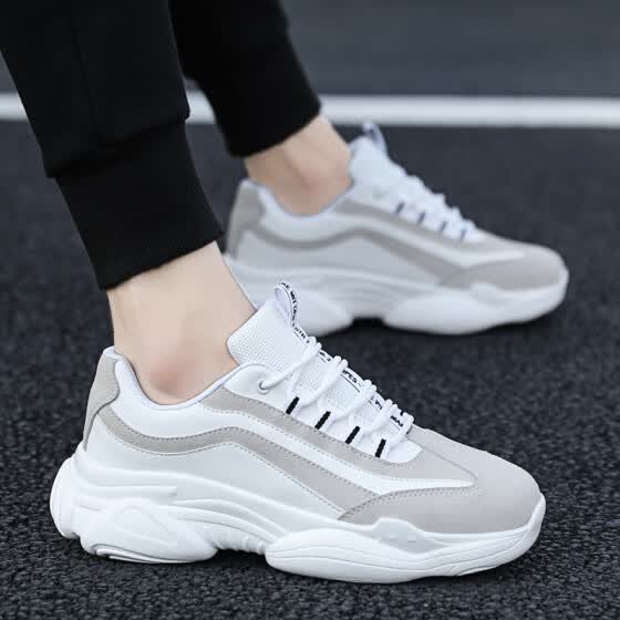 trendy white shoes