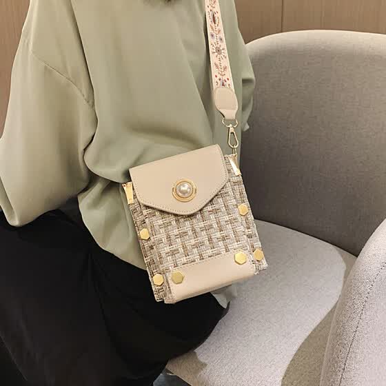 Sen Simple Small Bag Korean Version Of The Wild Wide Shoulder Sen Simple Small Bag Korean Version