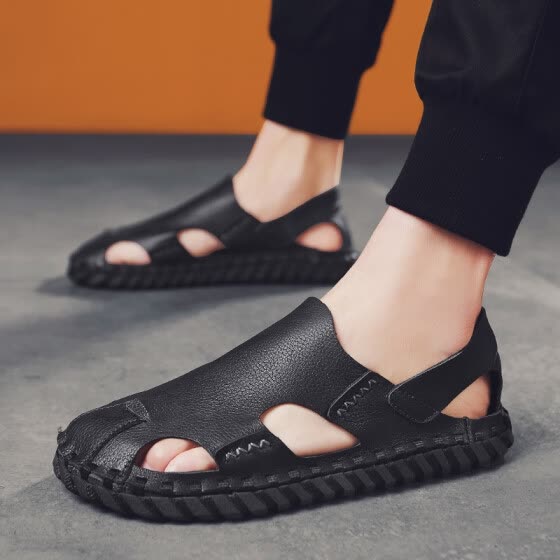 Shop Baotou sandals men 2019 new casual 