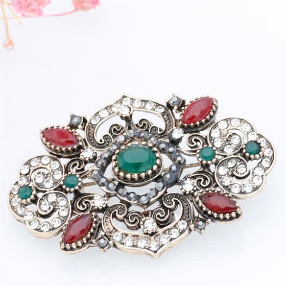 vintage jewelry brooches