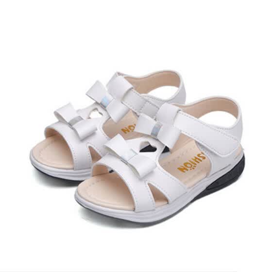slip resistant sandals